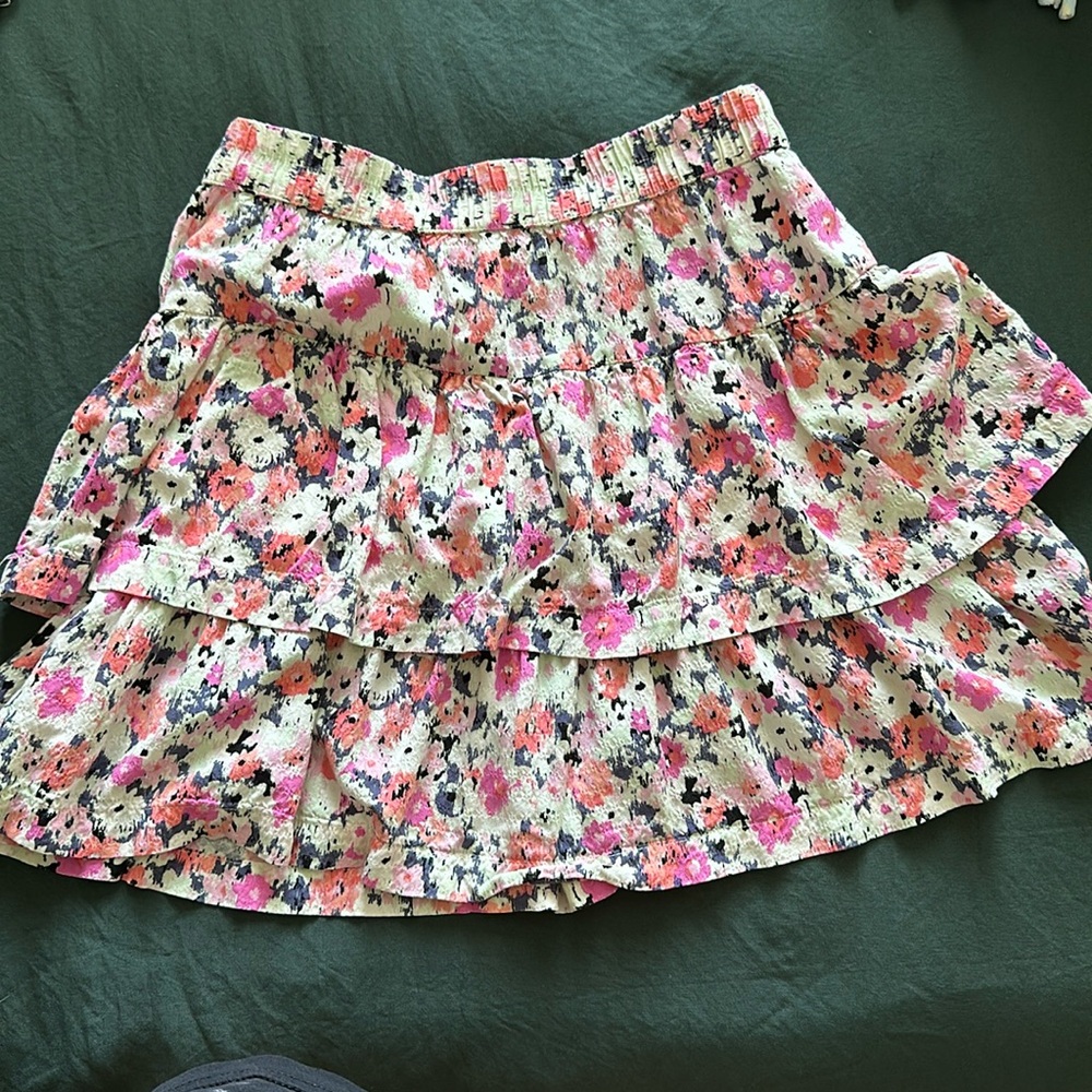 Universal Thread Skirt